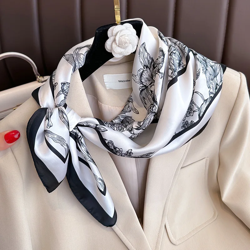 70*70cm Luxury Floral Print Si - Silk Neck Scarf recension och pris