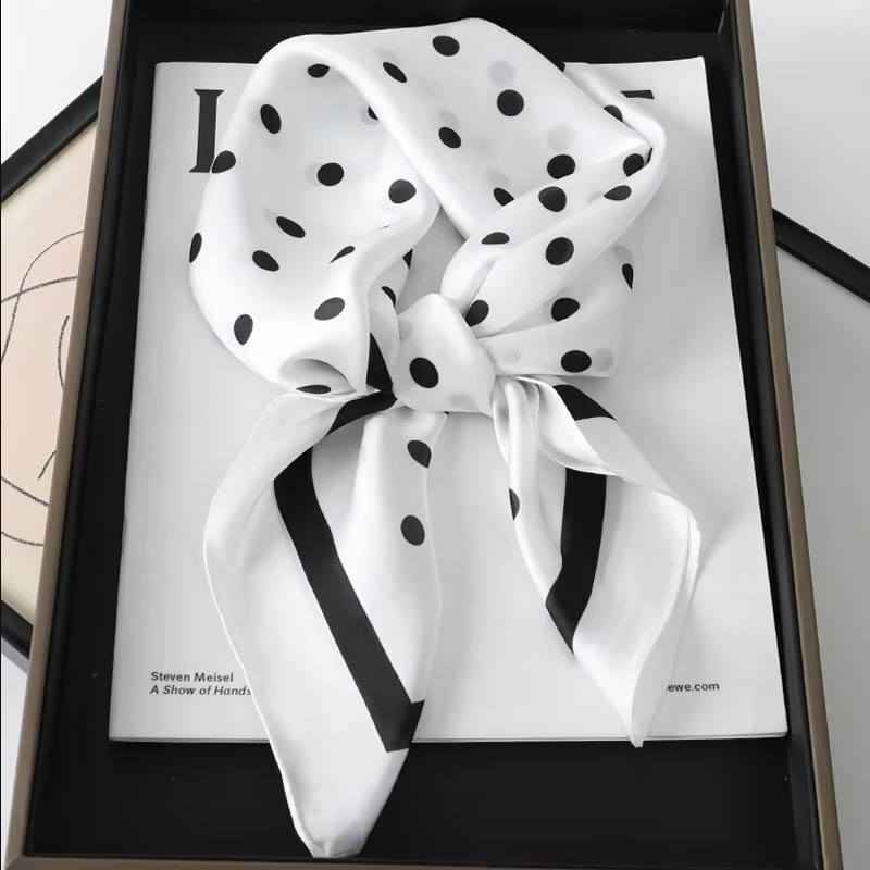 Luxury Lady Hair Dot Scarf Fem - Head Wrap Turban recension och pris